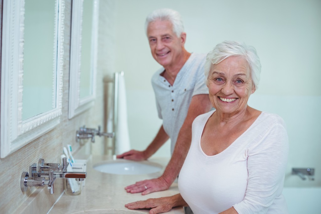 Elderly couple in a bathroom