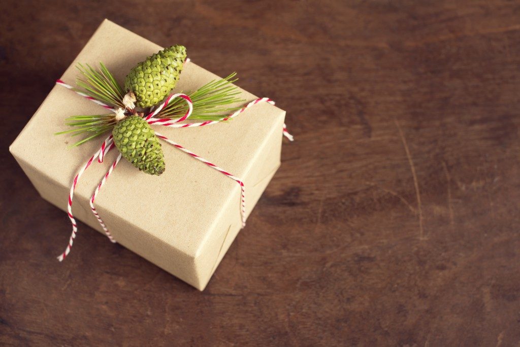 handcraft gift boxes gift box with pinecone