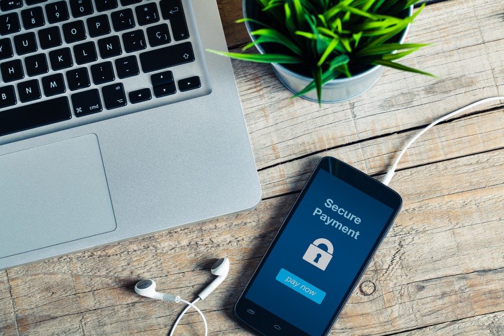 phone charging from a laptop