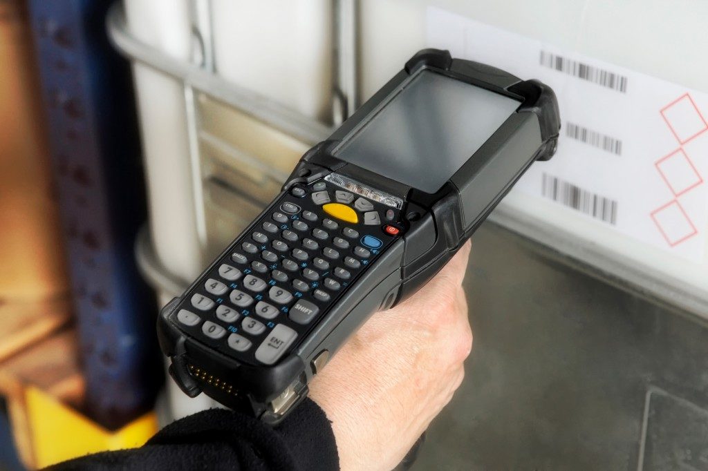 Bar code scanner for warehouse