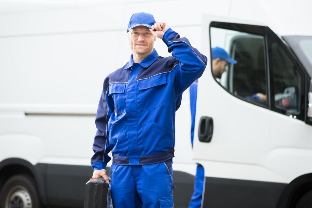 worker infront of sprinter van