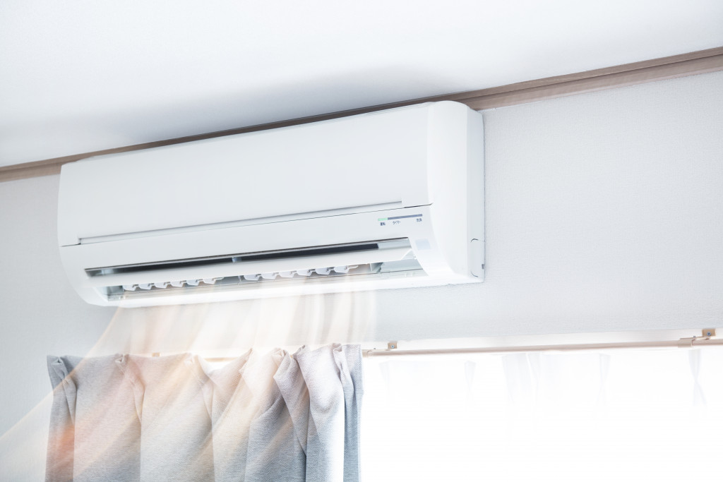 An air conditioner producing clean air