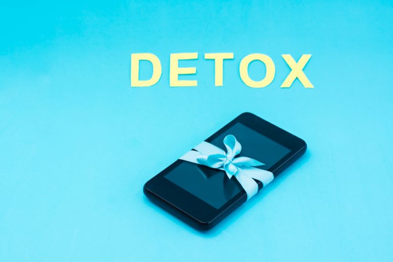 phone detox concept